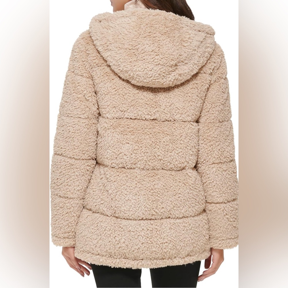 NWT Kenneth Cole Women's Classic Mink Style Faux Fur Coat - Picture 4 of 12